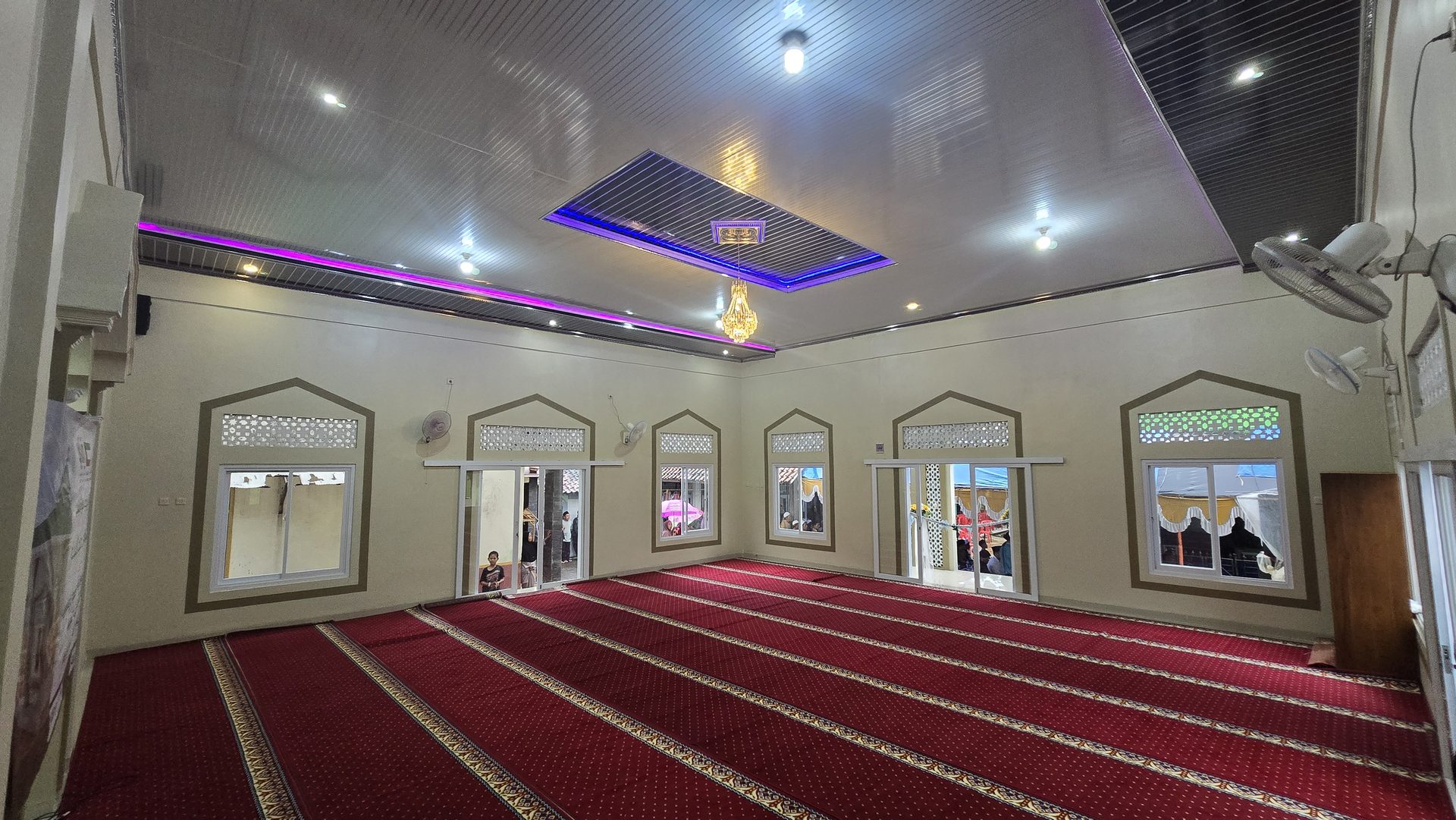 مسجد فاطمة المسلم