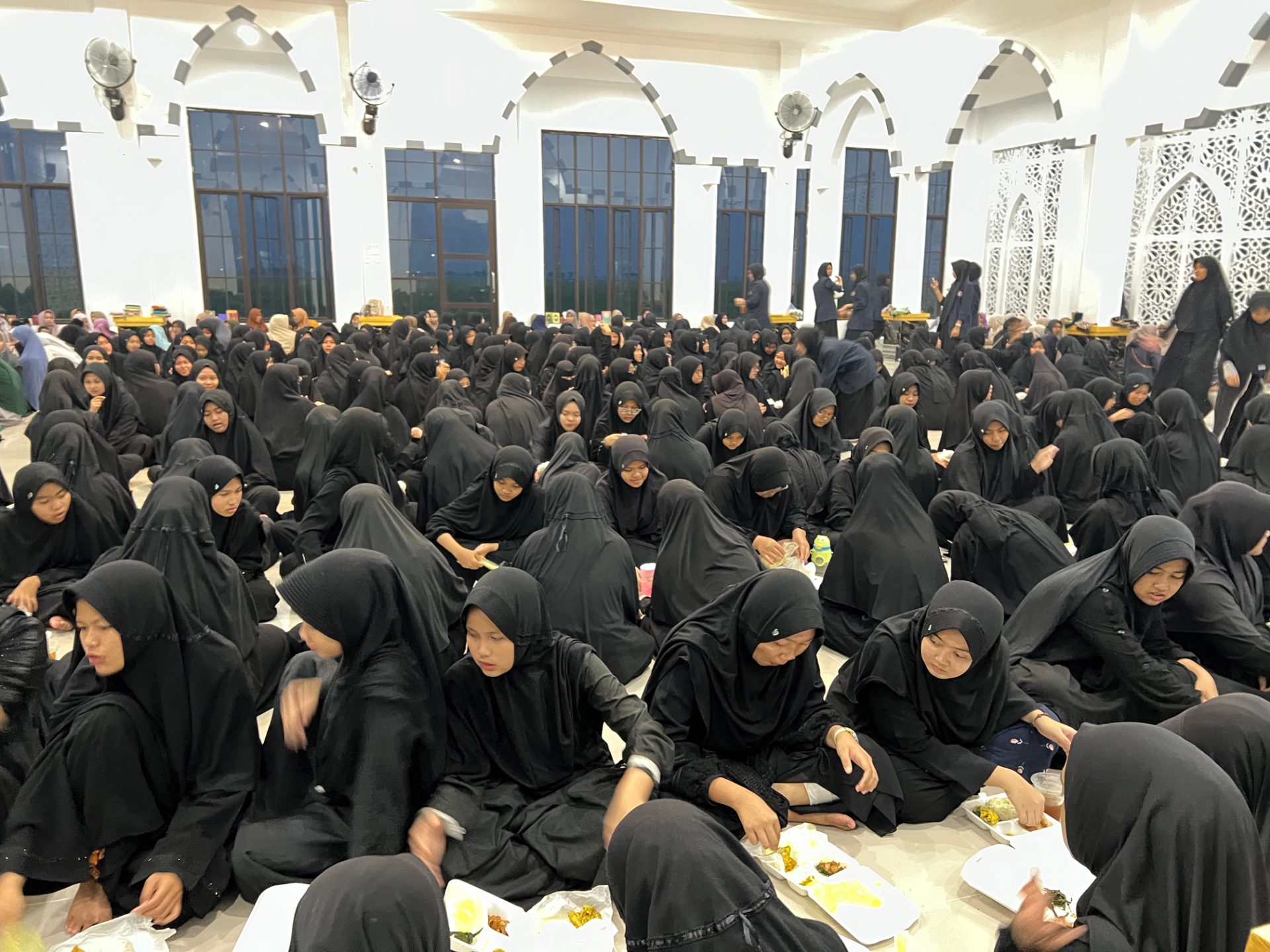 موائد وسلال رمضان 1447 هـ