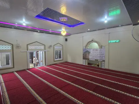 مسجد فاطمة المسلم