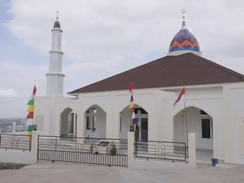 مسجد عز المزيني